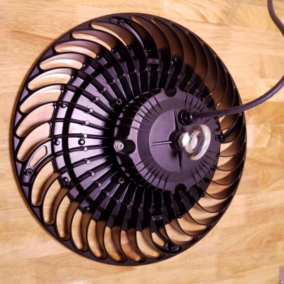 Đèn led hỗ trợ tất cả các bước sóng giúp cây quang hợp